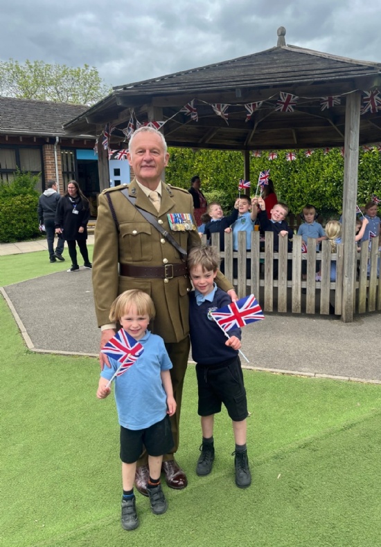 VE Day Celebration Party- Look North